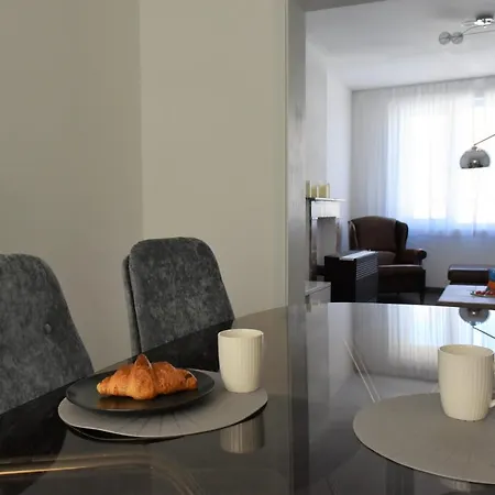 Апартаменты Duplex By The Sea